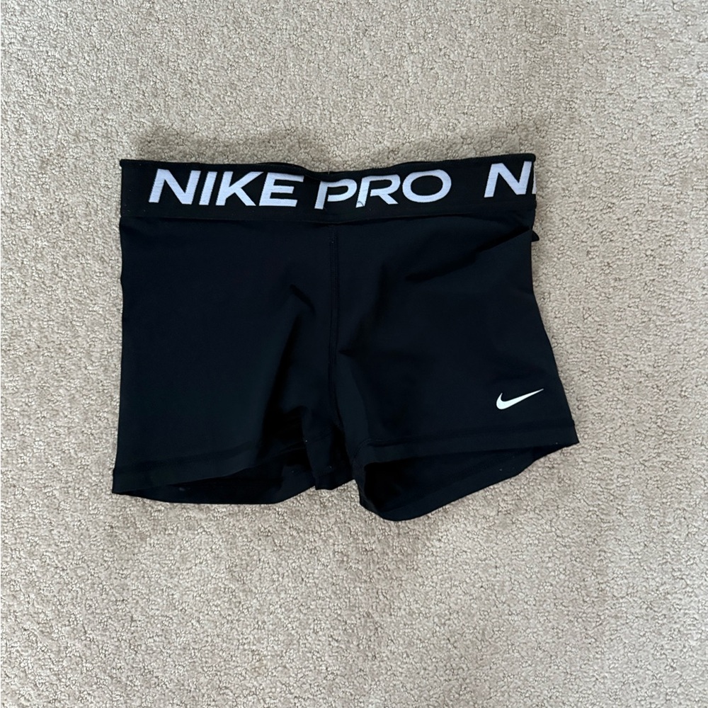 Nike Pro